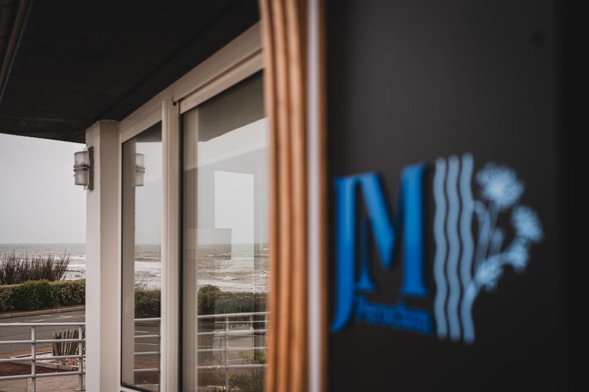 Logis Hotellerie Les Brisants , Restaurant J M Perochon Brétignolles-sur-Mer Dış mekan fotoğraf