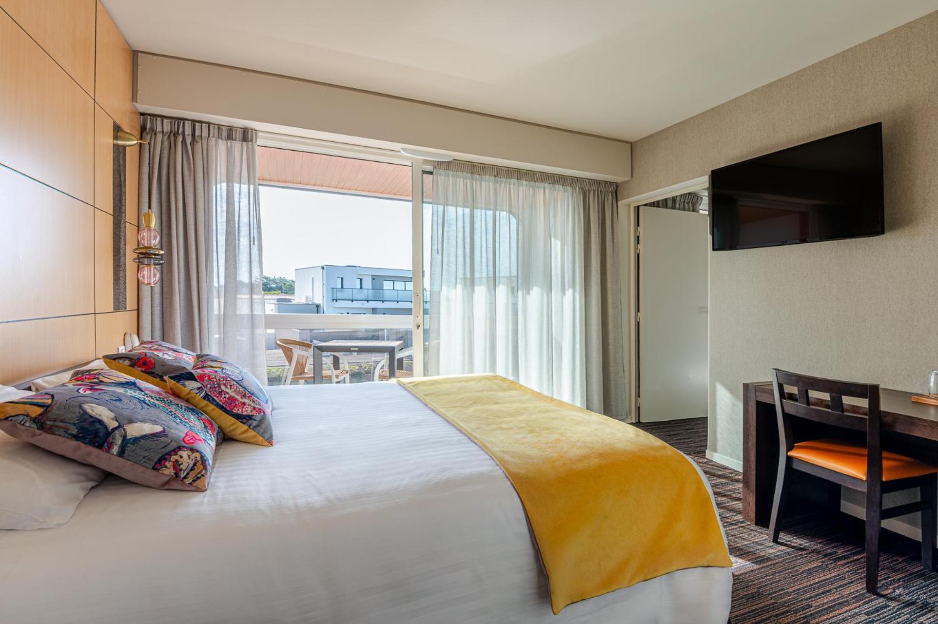Logis Hotellerie Les Brisants , Restaurant J M Perochon Brétignolles-sur-Mer Dış mekan fotoğraf