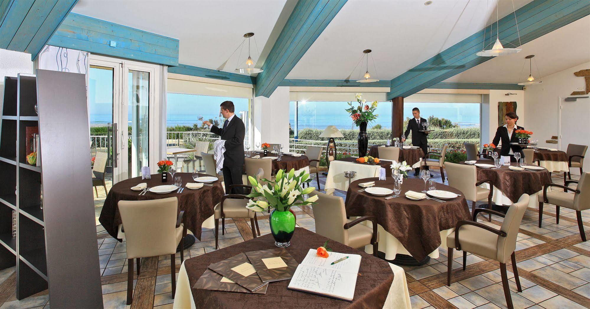 Logis Hotellerie Les Brisants , Restaurant J M Perochon Brétignolles-sur-Mer Dış mekan fotoğraf